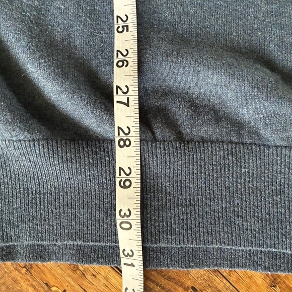 L.L. Bean Men’s Blue V-Neck Sweater – XXL Tall - Cashmere Blend - Picture 6 of 7